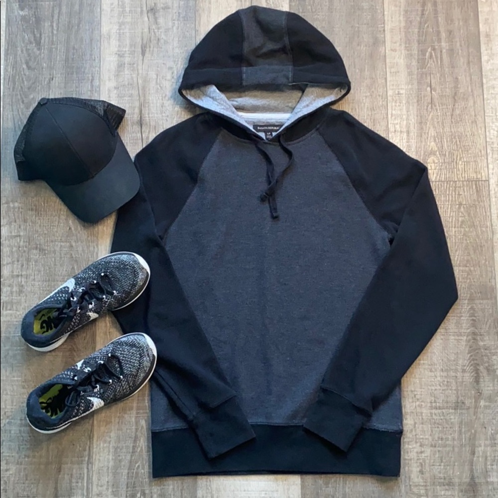 BANANA REPUBLIC HOODIE